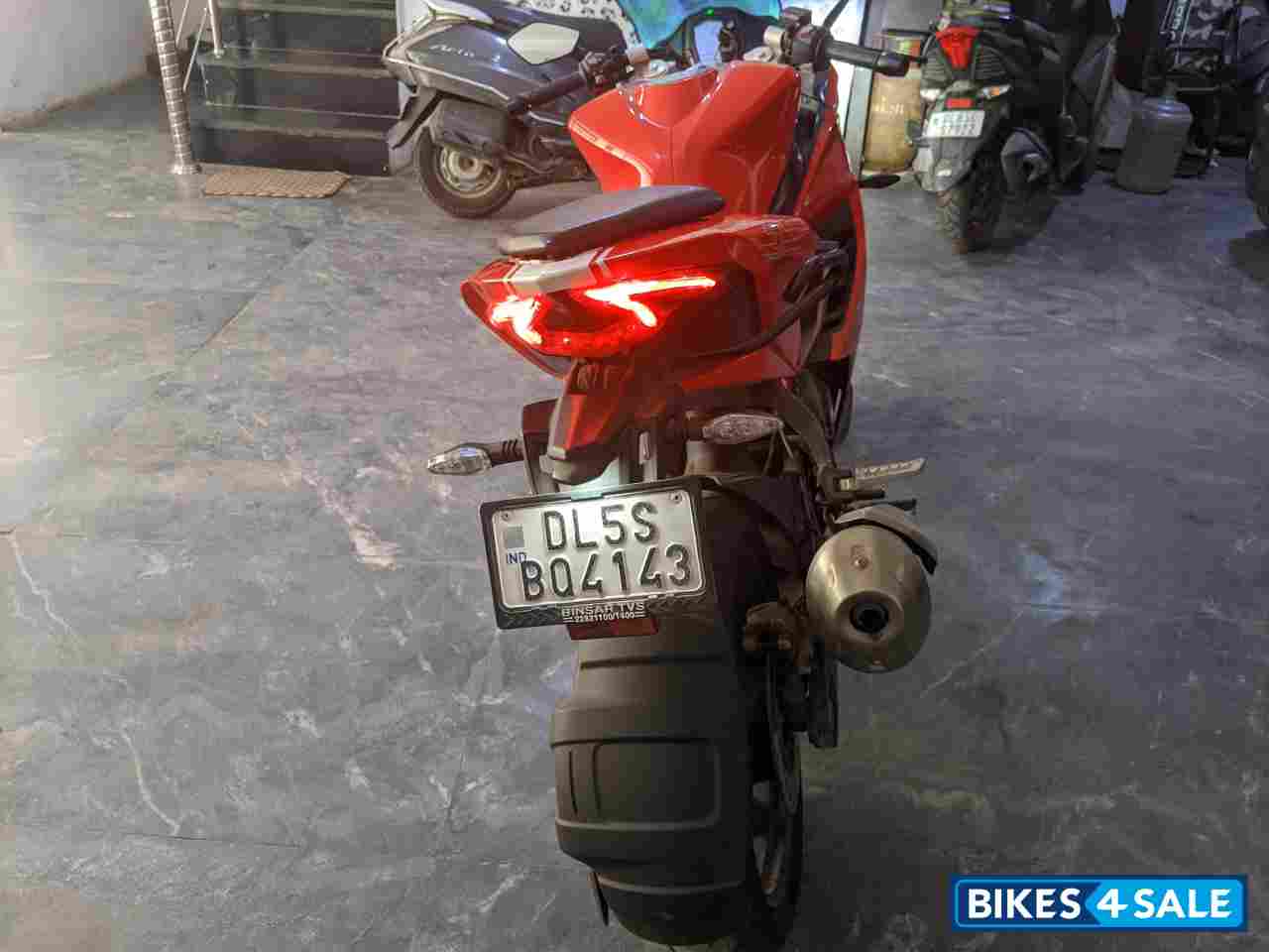 Red TVS Apache RR 310