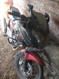 Bajaj Pulsar 220F 2015 Model