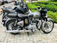 Gunmetal Grey Royal Enfield Classic Gunmetal Grey