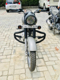 Gunmetal Grey Royal Enfield Classic Gunmetal Grey