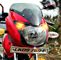 Red Bajaj Pulsar 180 DTSi