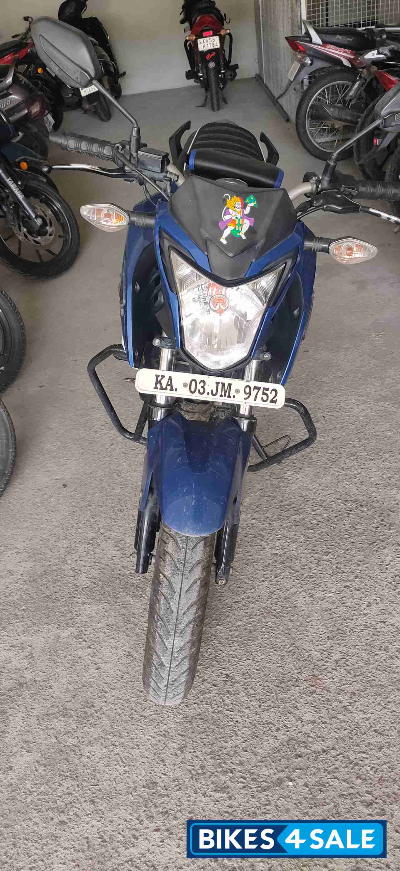 Blue Mattlic Honda CB Hornet 160R Blue Mattlic Honda CB Hornet 160R