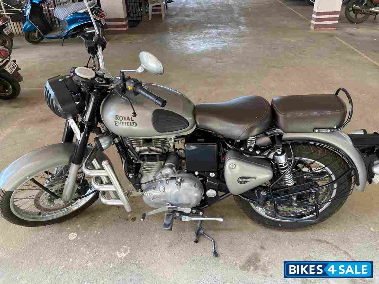 Royal Enfield Classic Gunmetal Grey