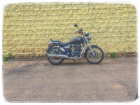 Lightning Royal Enfield Thunderbird 350