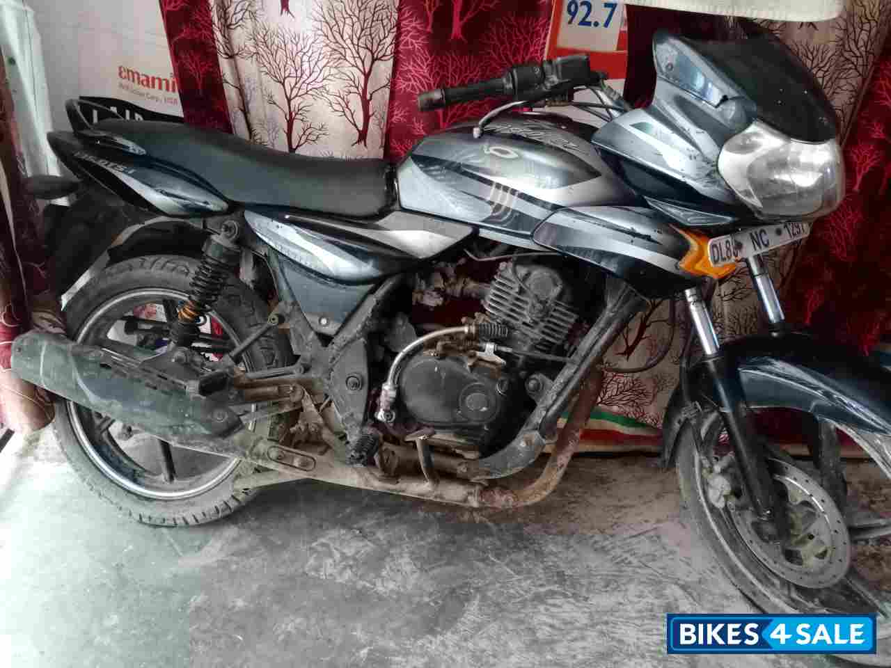 Bajaj Discover DTSi 135