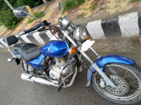 St.blue Bajaj Avenger 220 DTS-i