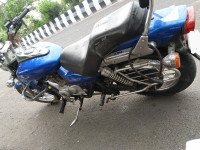 St.blue Bajaj Avenger 220 DTS-i