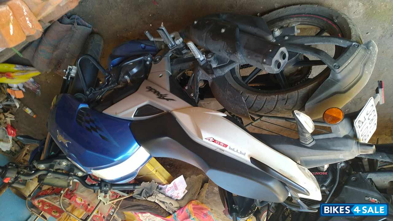 Used 19 Model Tvs Apache Rtr 160 4v For Sale In Patna Id Bikes4sale