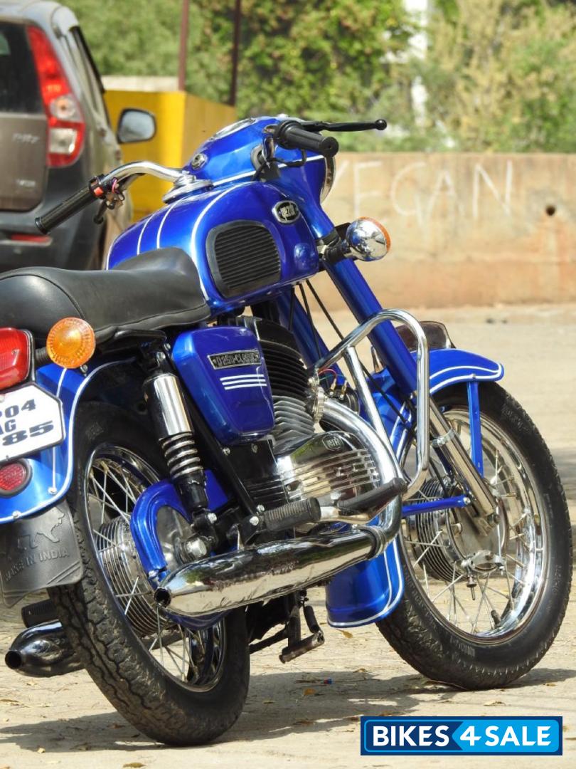 Ideal Jawa Yezdi Classic Ideal Jawa Yezdi Classic