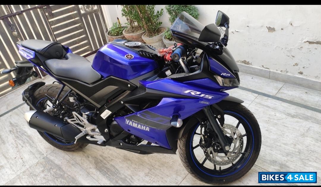 Blue Yamaha YZF R15 V3