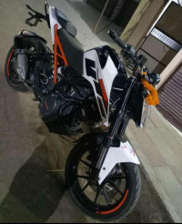 White KTM Duke 250