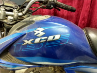 Metallic Blue Bajaj XCD 135 DTS-Si