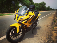 Bajaj Pulsar RS 200