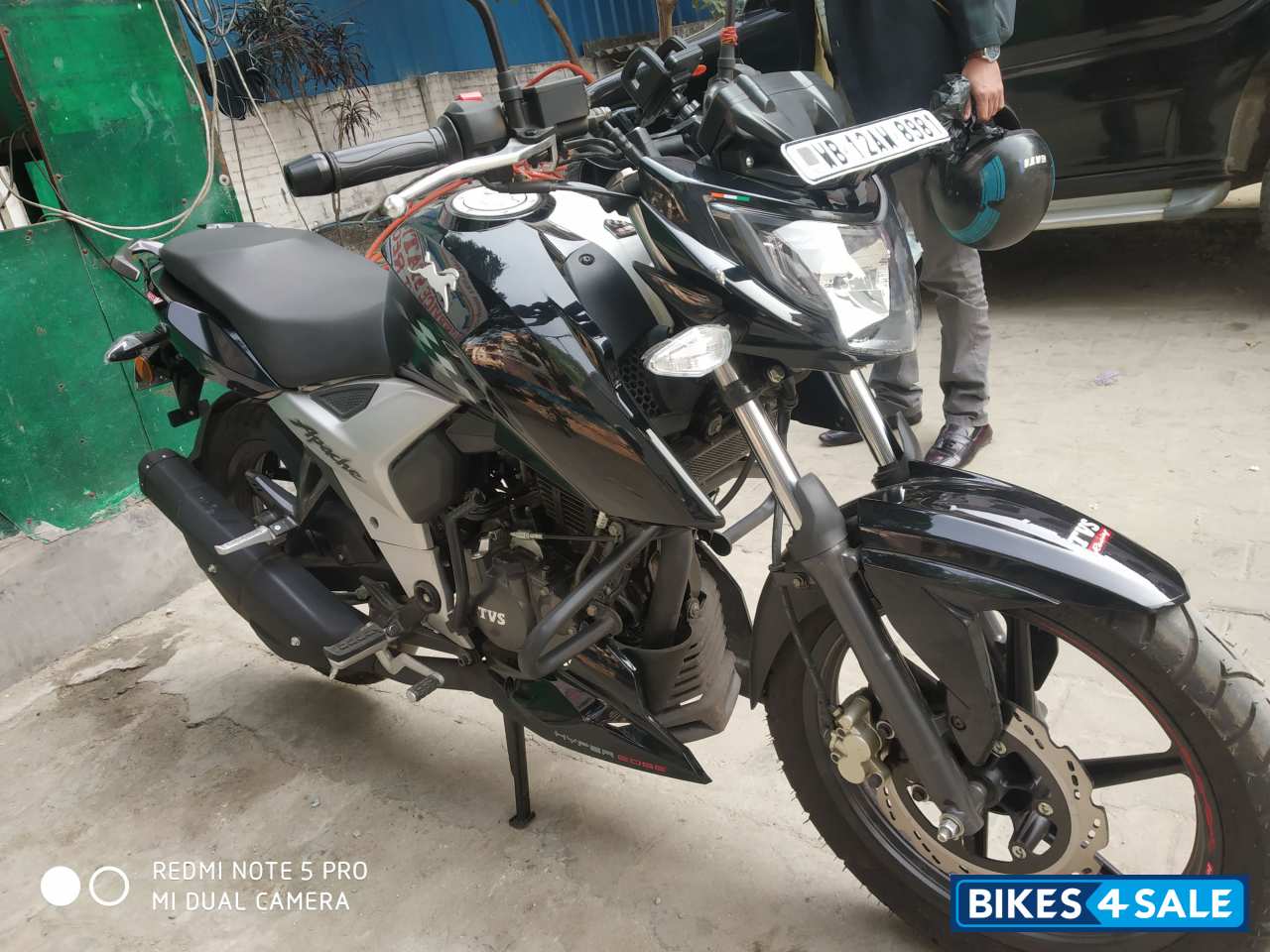 Used 18 Model Tvs Apache Rtr 160 4v For Sale In Howrah Id 99 Bikes4sale