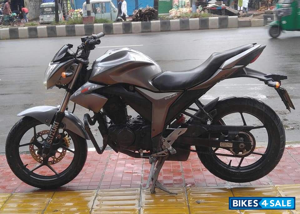 Suzuki Gixxer 150