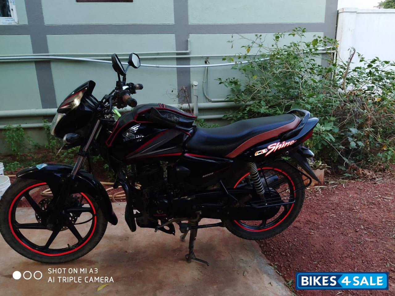 Honda CB Shine Honda CB Shine