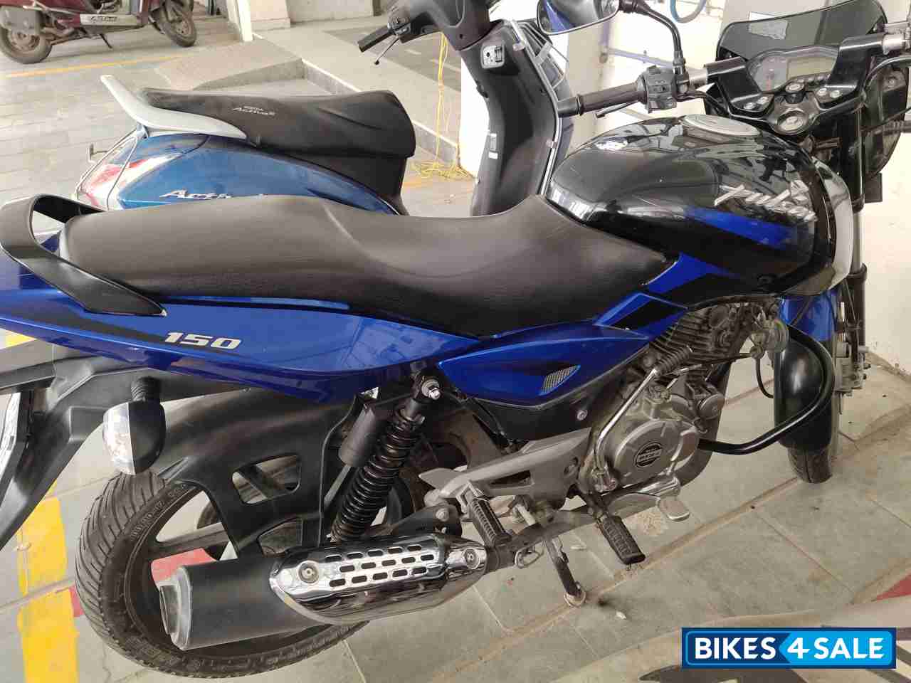 Bajaj Pulsar 180 DTSi Bajaj Pulsar 180 DTSi