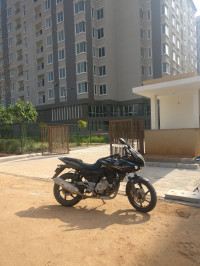 Bajaj Pulsar 220F 2016 Model