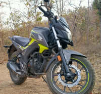 Honda CB Hornet 160R