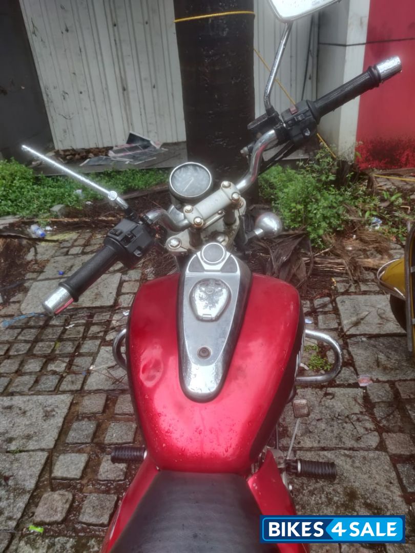 Bajaj Avenger Street 220 BS6