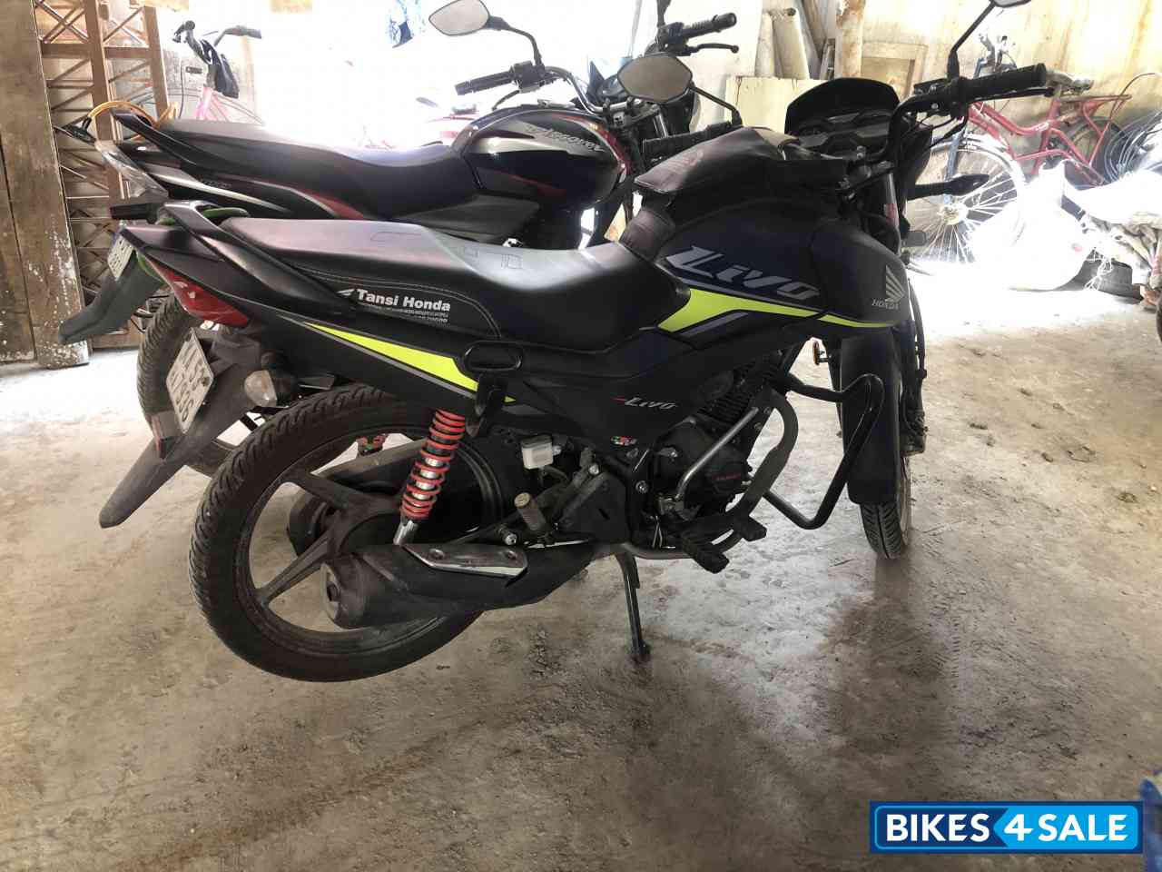 Honda Livo 110 CBS DISC