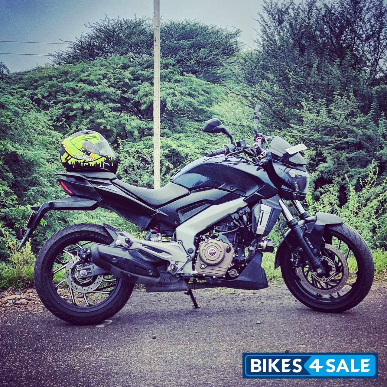 Bajaj Dominar 400 ABS BS6