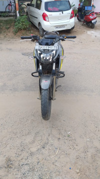 TVS Apache RTR 200 4V Race Edition 2.0