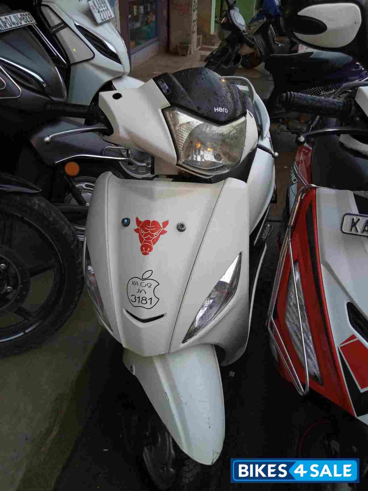 Hero Mopeds  Meastro