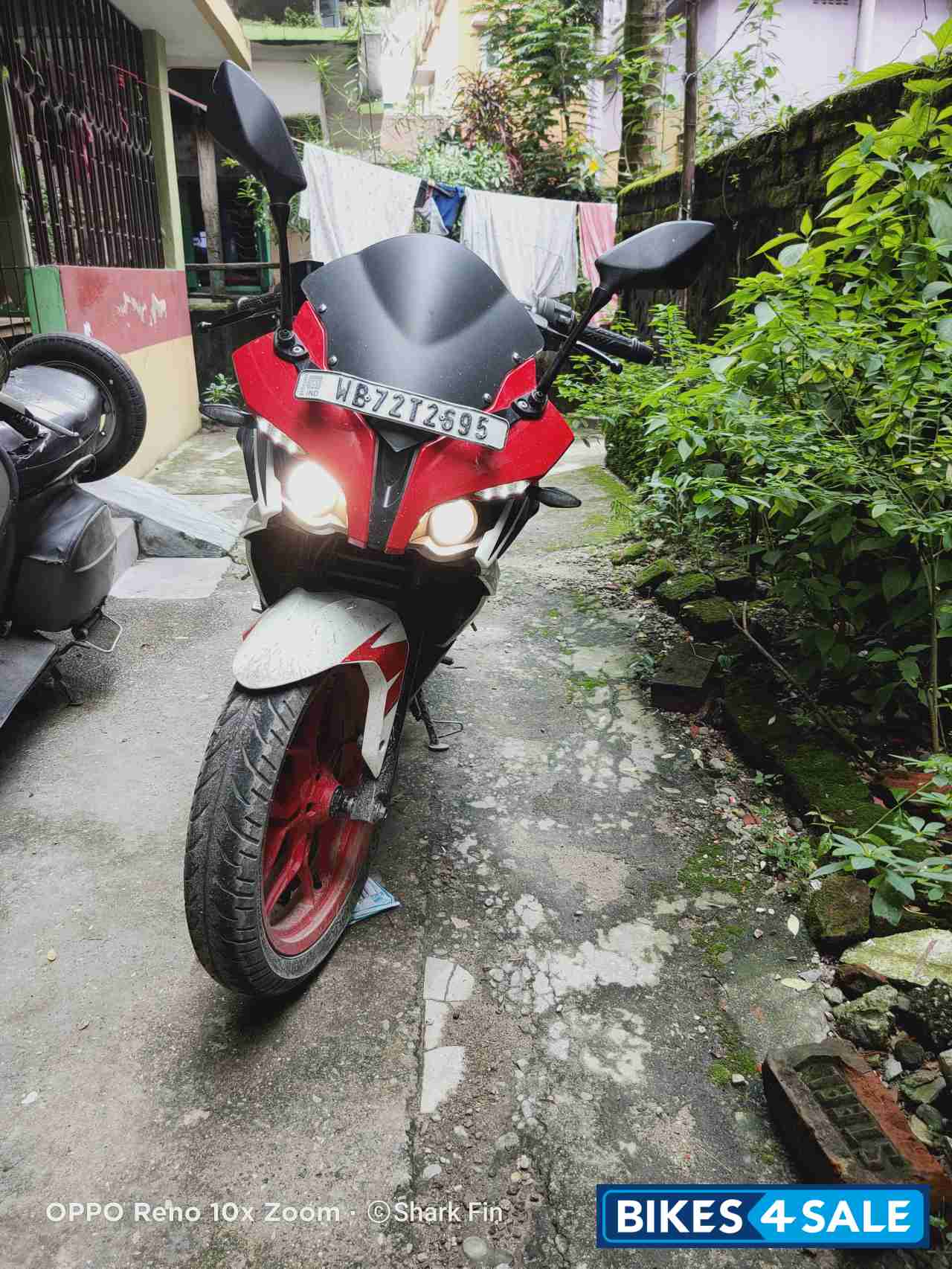 Bajaj Pulsar RS 200 ABS Bajaj Pulsar RS 200 ABS