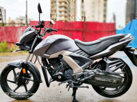 Mettalic Grey Honda CB Unicorn 160