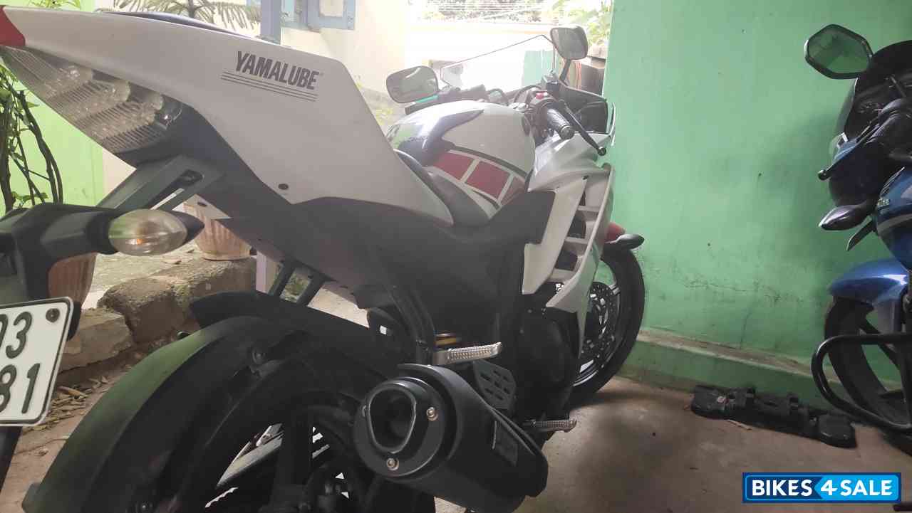 Yamaha YZF R15 Yamaha YZF R15