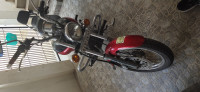 Red Bajaj Avenger 220 DTS-i