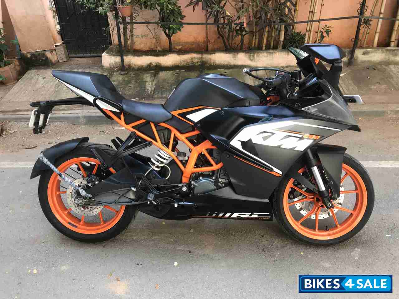 KTM RC 200