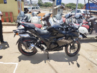 Black Suzuki Gixxer SF BS6