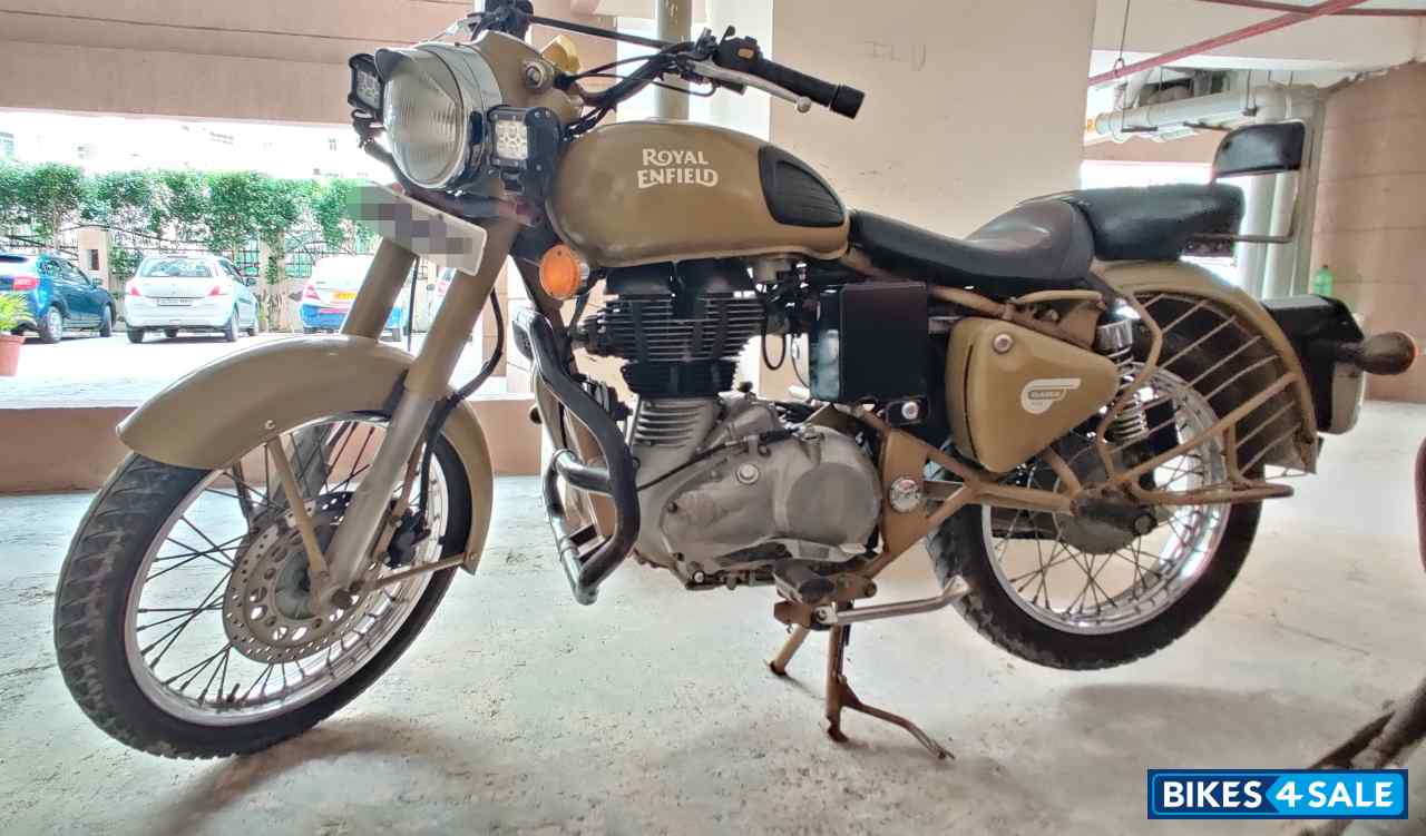 Royal Enfield Classic Desert Storm