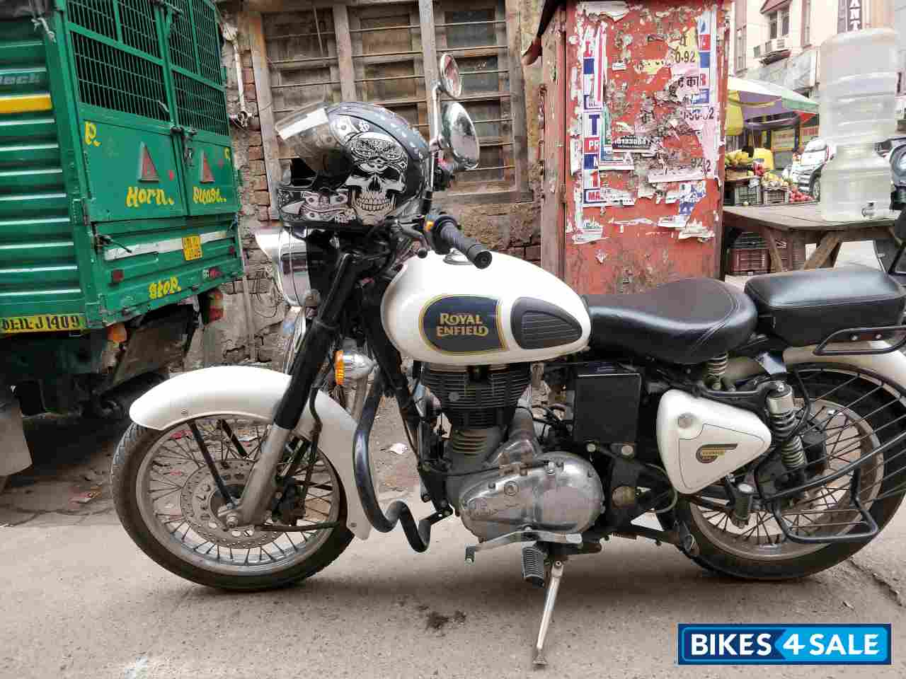 Royal Enfield Classic 350