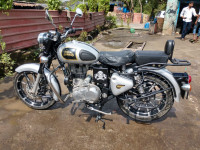 Silver Royal Enfield Classic 350