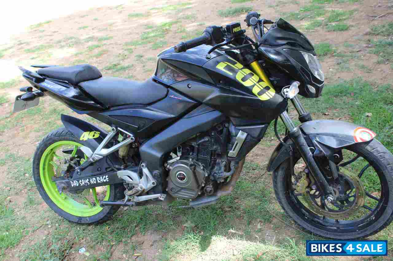 Pulsar ns 200 price 2024 in dindigul