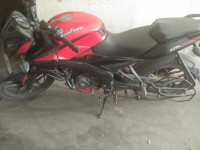 Red Bajaj Pulsar NS 160