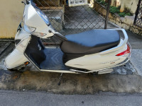 White Honda Activa 6G