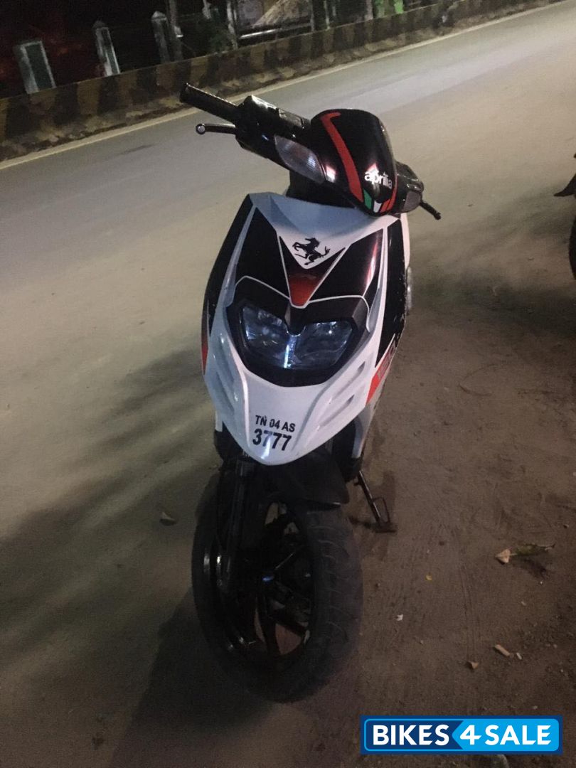 Aprilia second clearance hand