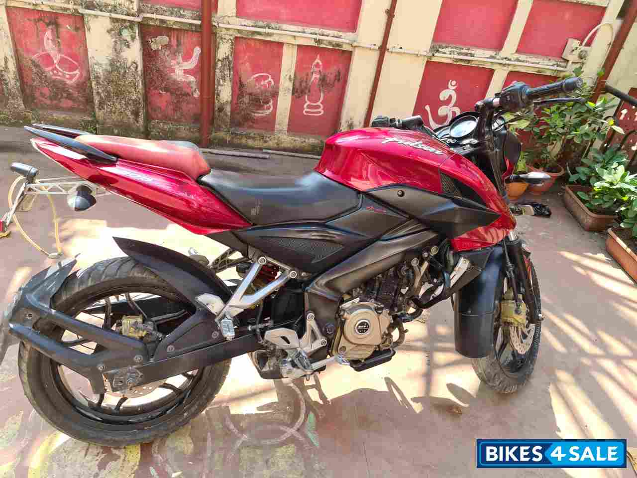 Bajaj Pulsar 200 DTSi Bajaj Pulsar 200 DTSi