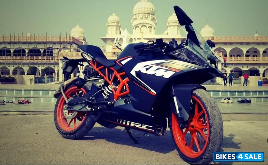 KTM RC 200