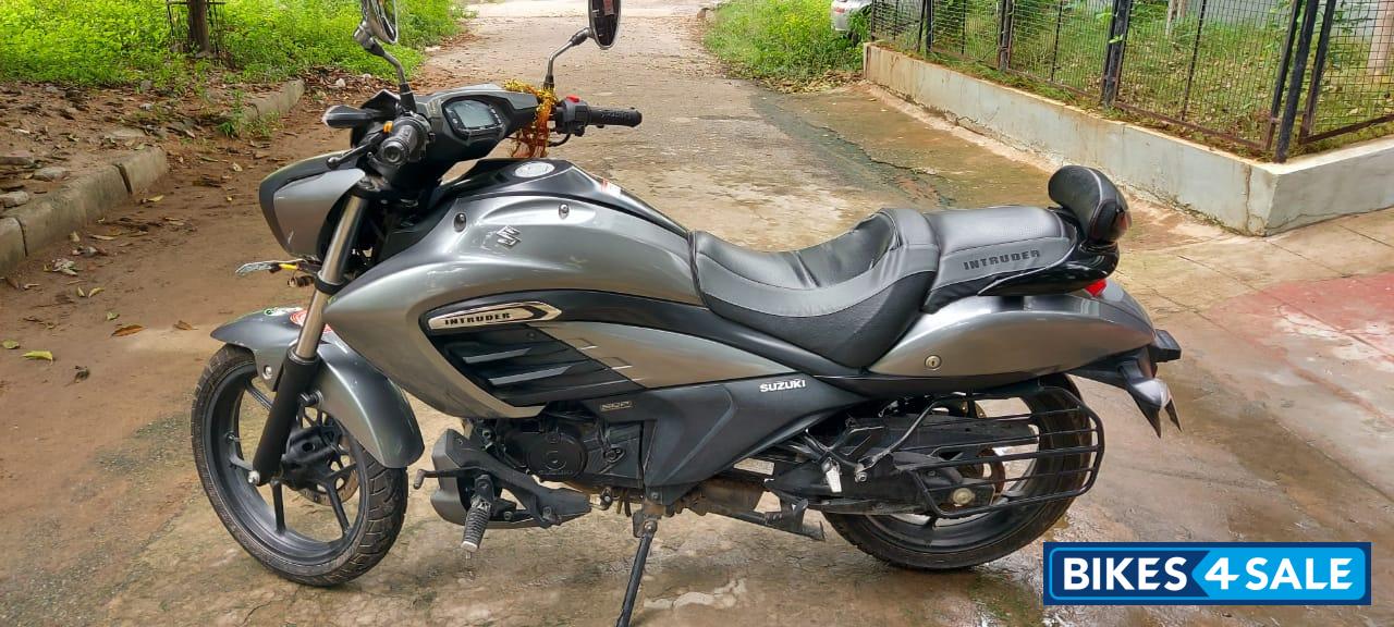 Suzuki Intruder 150 Suzuki Intruder 150