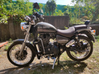 Olive Green Royal Enfield Thunderbird