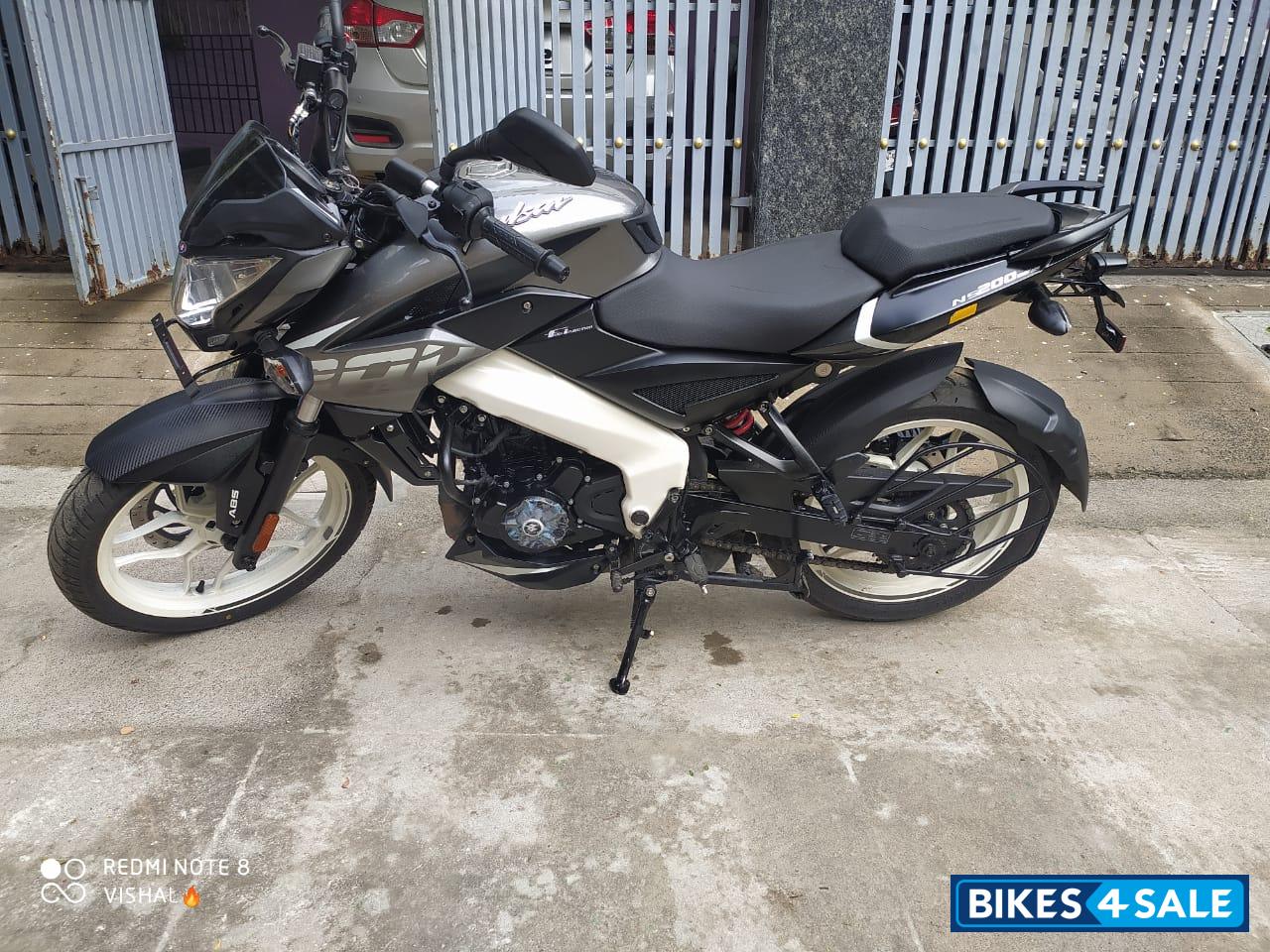 Bajaj Pulsar 200 NS