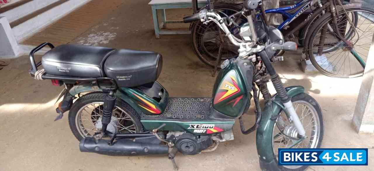 TVS XL 100