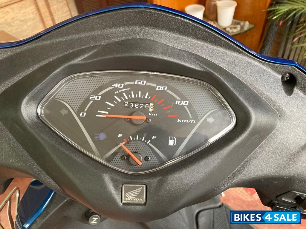 Pearl Blue Honda Activa 3G Pearl Blue Honda Activa 3G