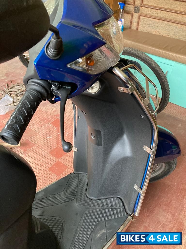 Pearl Blue Honda Activa 3G Pearl Blue Honda Activa 3G