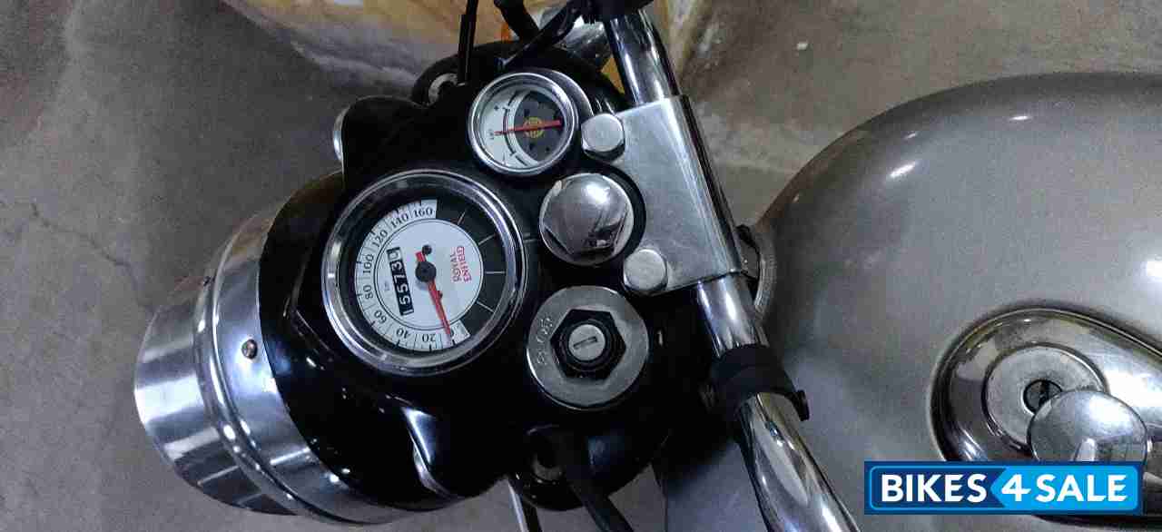 Royal Enfield Classic Gunmetal Grey Royal Enfield Classic Gunmetal Grey